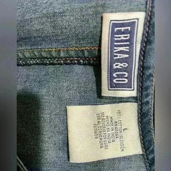 Erika & Co Vintage Denim Dress with Flowers - Picture 3 of 3